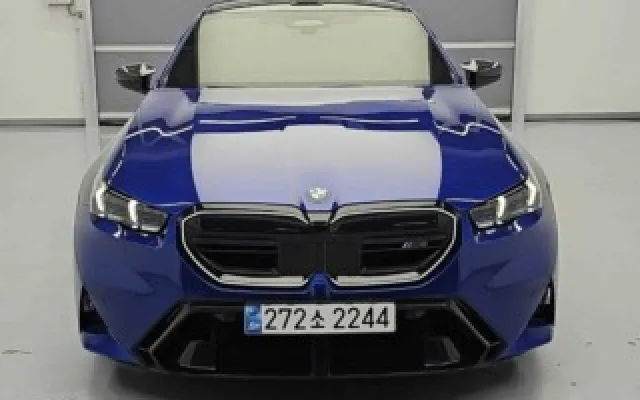 수원자동차사이트 M5 7세대 4.4 매물 사진 17 - 2025/12 7,926km