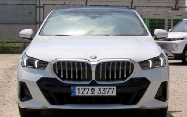 수원자동차사이트 5시리즈 (G60) 520i 매물 사진 17 - 2025/11 11,727km