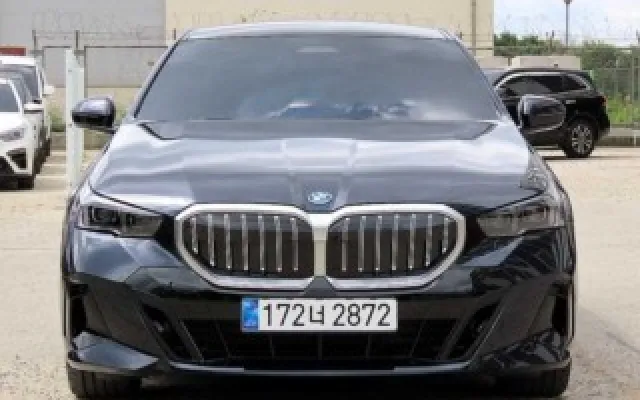 수원자동차사이트 5시리즈 (G60) 530e xDrive 매물 사진 19 - 2025/05 7,806km